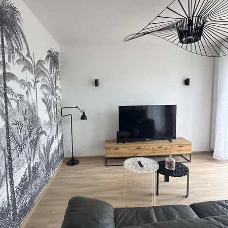 Maison Des Chenes